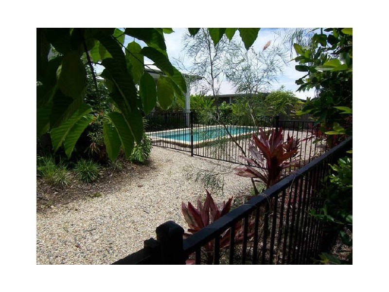 20 Sandpiper Street, Port Douglas QLD 4877