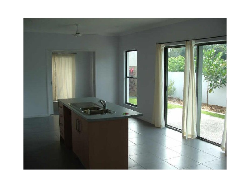 1/125 Davidson Street, Port Douglas QLD 4877