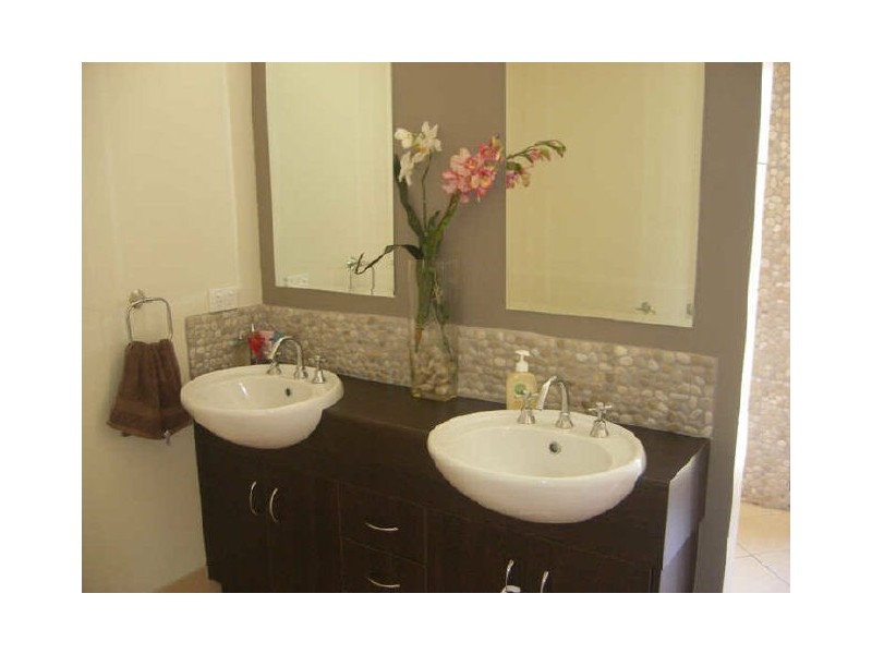 8 Sanderling Close, Port Douglas QLD 4877