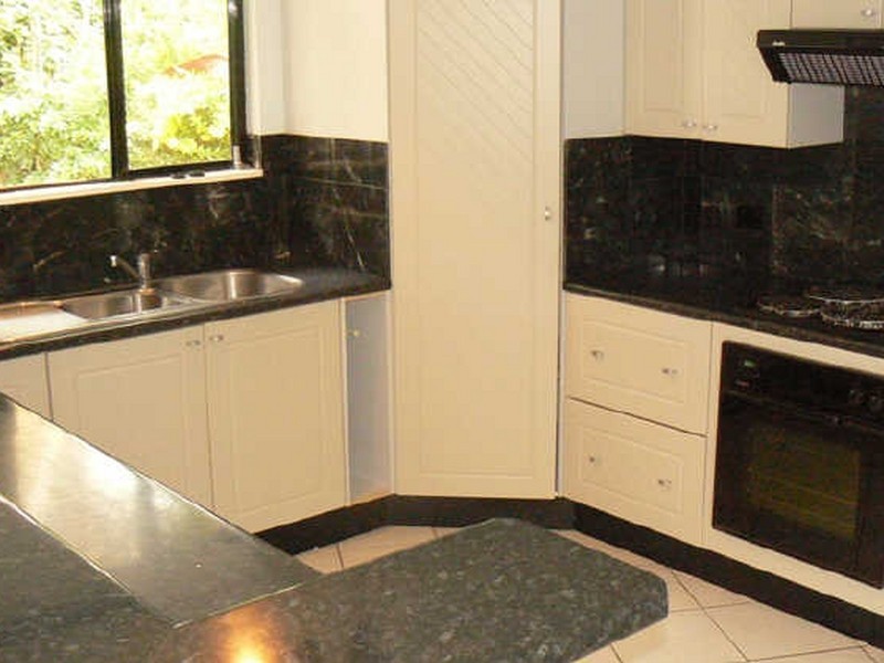 Cooya Beach QLD 4873