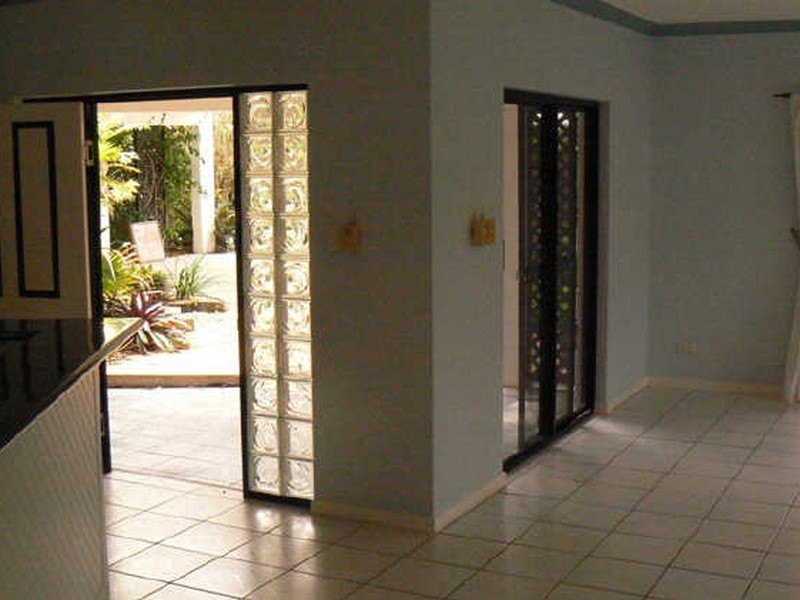 Cooya Beach QLD 4873