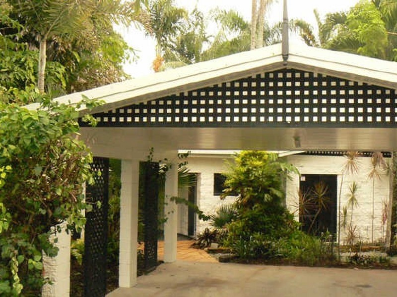 Cooya Beach QLD 4873