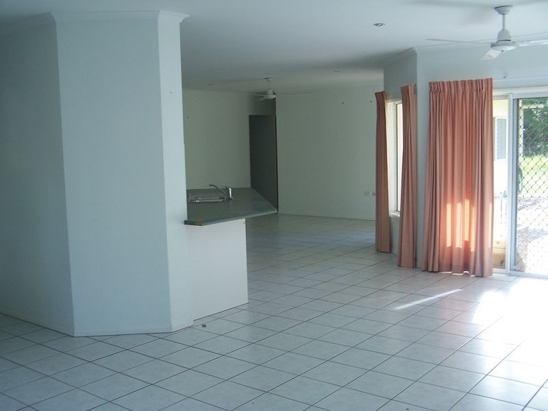16 Albatross Close, Cooya Beach QLD 4873