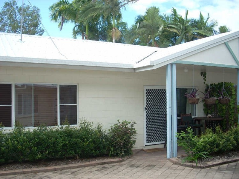 Port Douglas QLD 4877