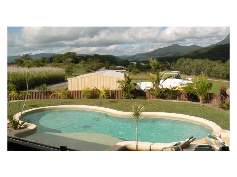 Miallo QLD 4873