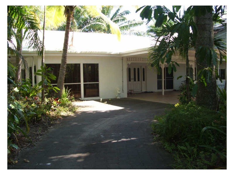 16 Endeavour Street, Port Douglas QLD 4877