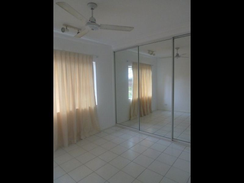 16 Endeavour Street, Port Douglas QLD 4877