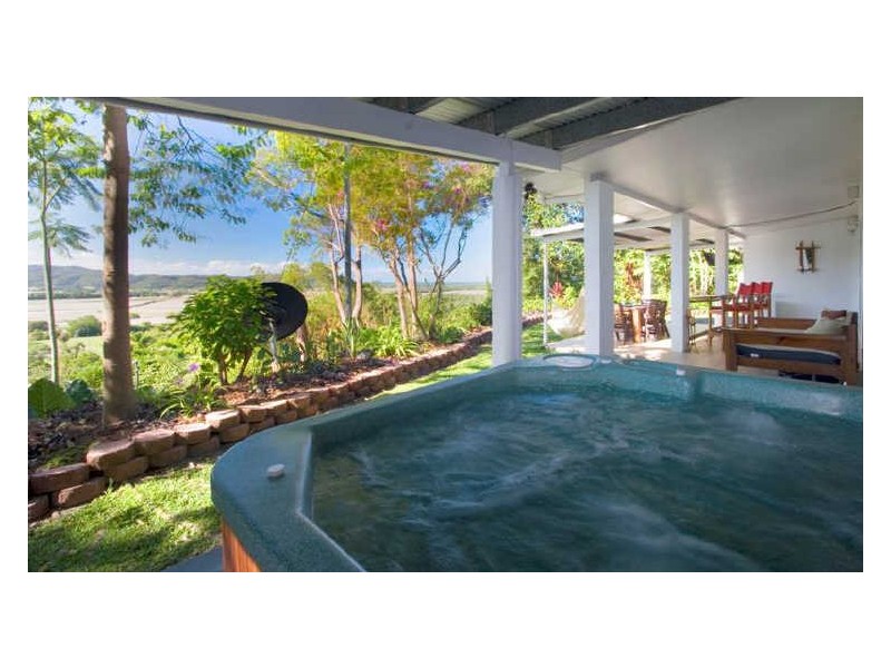 Miallo QLD 4873