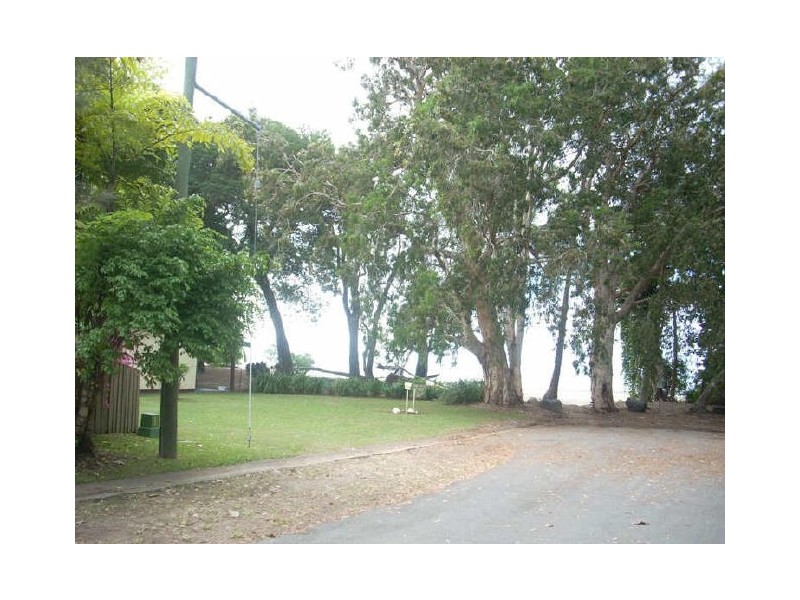 2 Helmet Street, Port Douglas QLD 4877