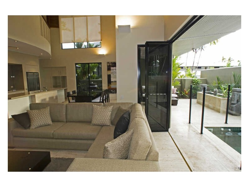 Port Douglas QLD 4877