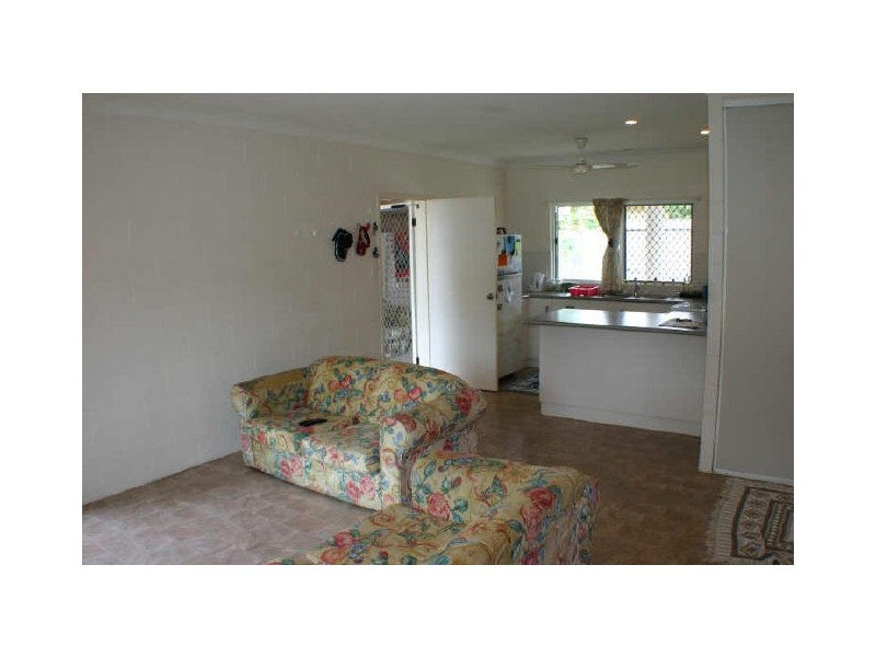 Unit 2/1 Yarun Close, Wonga Beach QLD 4873