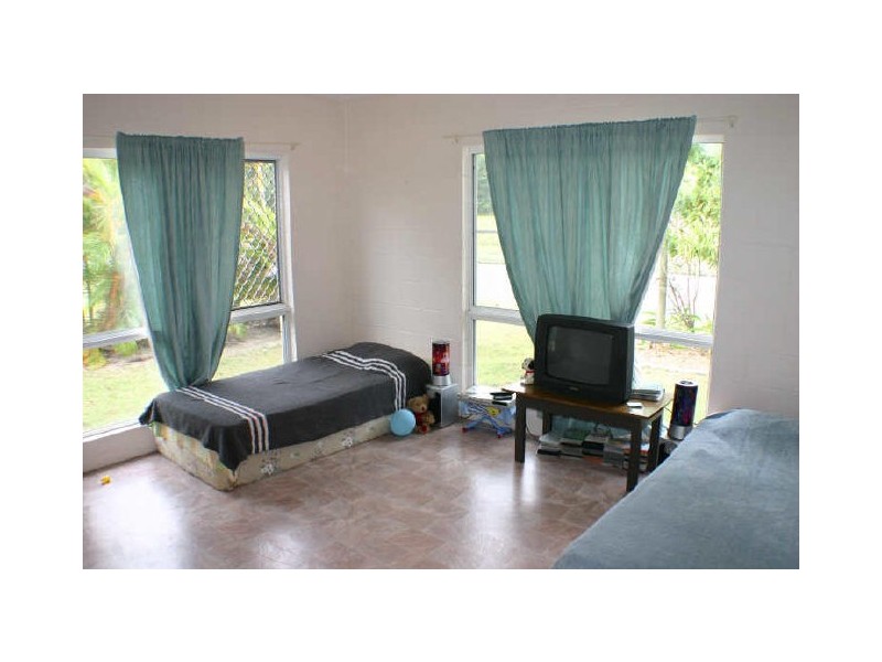 Unit 2/1 Yarun Close, Wonga Beach QLD 4873