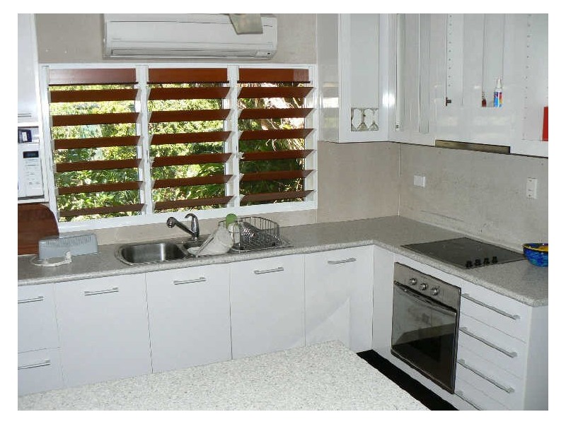 Cooya Beach QLD 4873