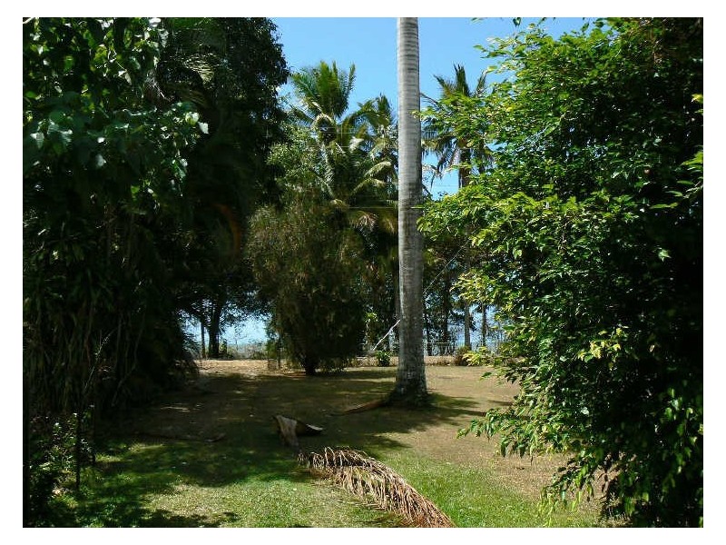 Cooya Beach QLD 4873