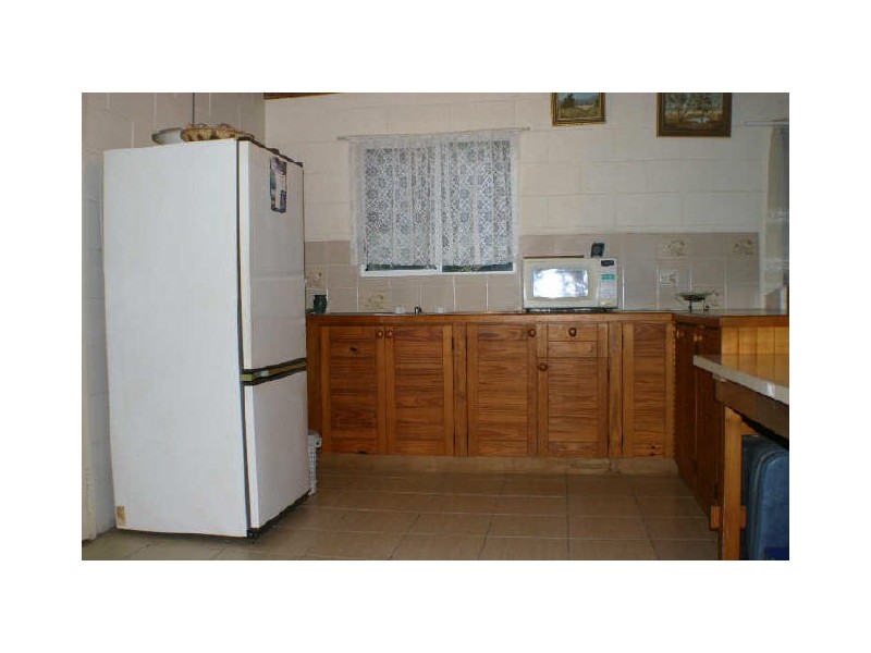 7 Coral Sea Drive, Mossman QLD 4873