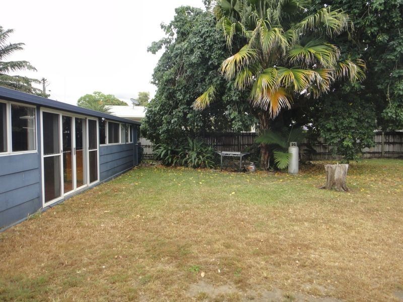 5 Palm Street, Cooya Beach QLD 4873
