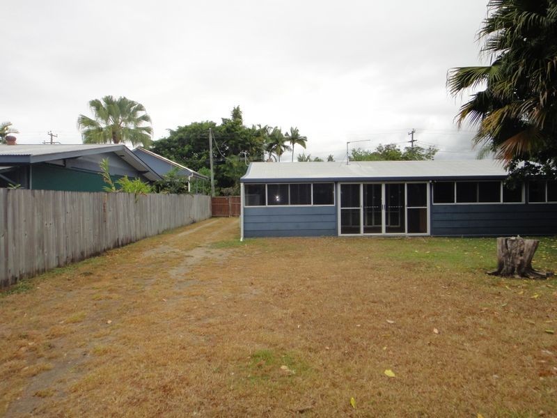 5 Palm Street, Cooya Beach QLD 4873