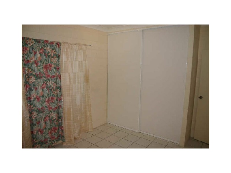 3 Berzinski Street, Mossman QLD 4873