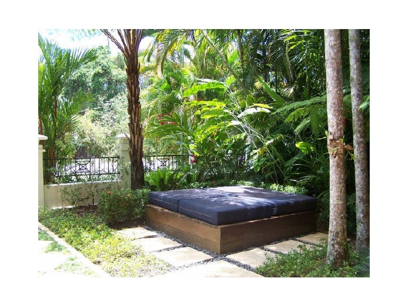 2 Shalimar Apartments, Port Douglas QLD 4877