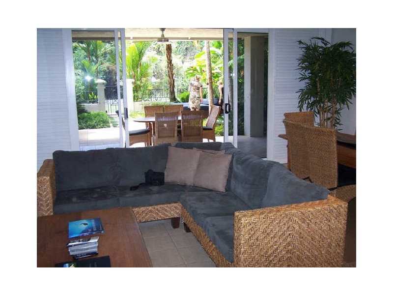 2 Shalimar Apartments, Port Douglas QLD 4877