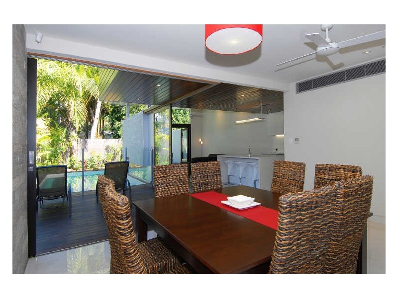 Port Douglas QLD 4877