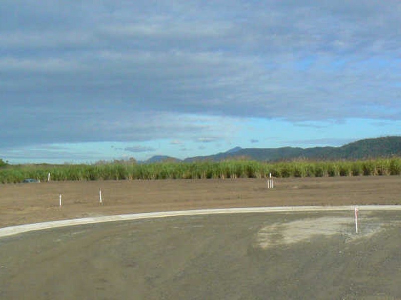 Cooya Beach QLD 4873