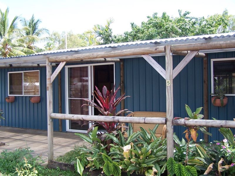5 Palm Street, Cooya Beach QLD 4873