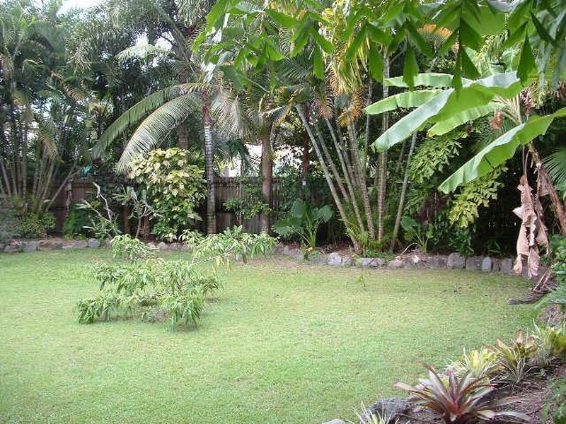 8 Thooleer Close, Cooya Beach QLD 4873