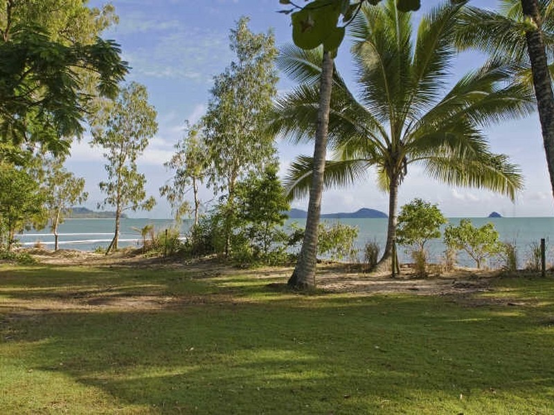 Kewarra Beach QLD 4879