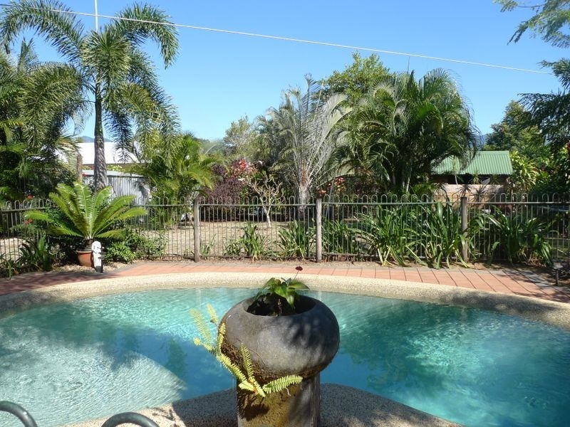 Cooya Beach QLD 4873