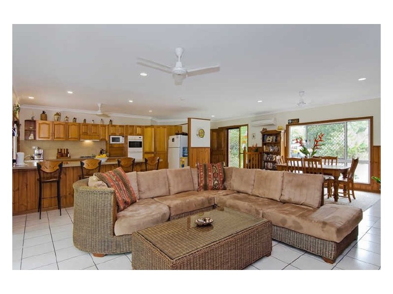 8 Barka Close, Cape Tribulation QLD 4873