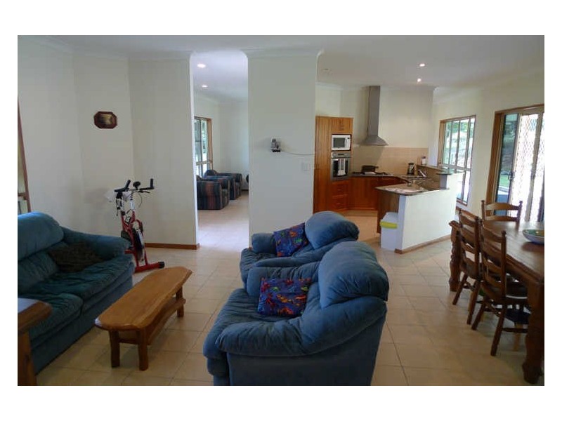 107 Mclean Bridge Road, Julatten QLD 4871