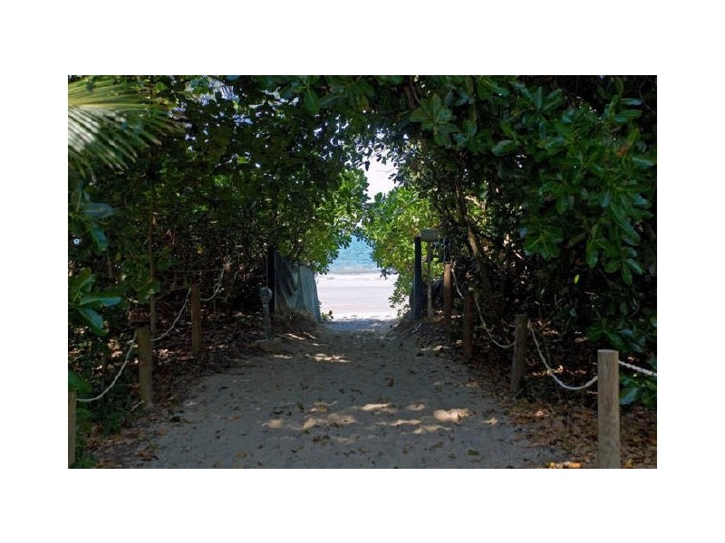 Port Douglas QLD 4877