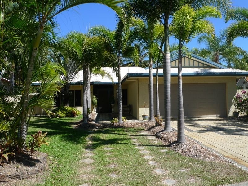 Port Douglas QLD 4877