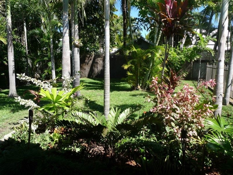 Port Douglas QLD 4877