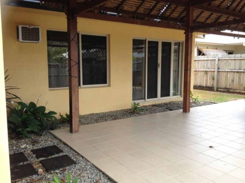 30 Oriole Street, Port Douglas QLD 4877