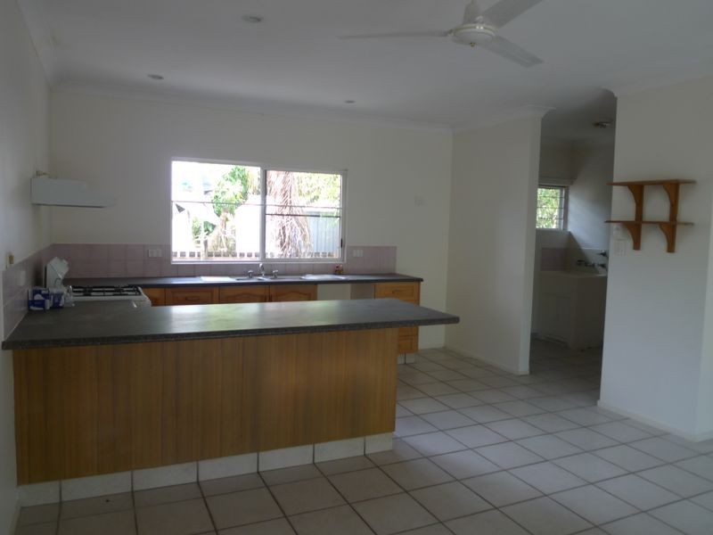 4 Thooleer Close, Cooya Beach QLD 4873