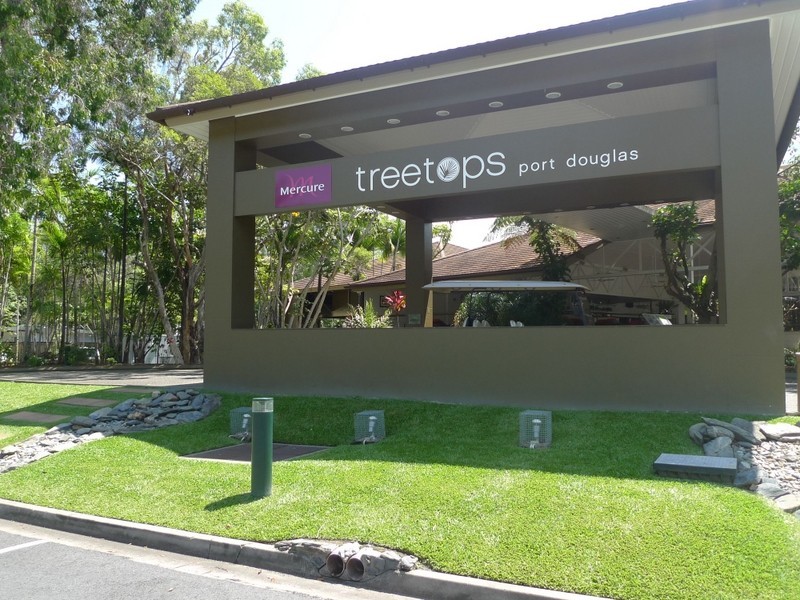 Port Douglas QLD 4877