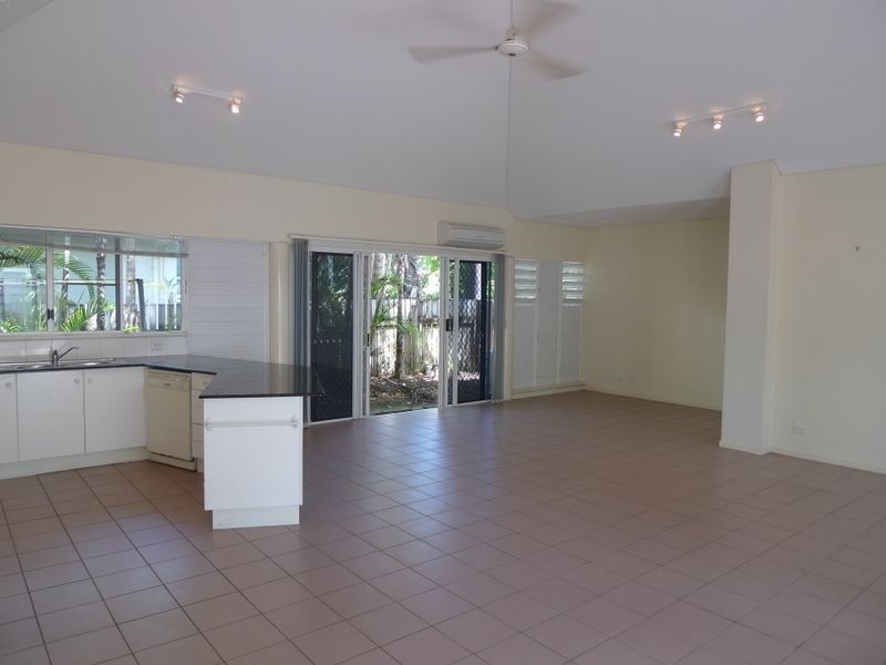 Port Douglas QLD 4877