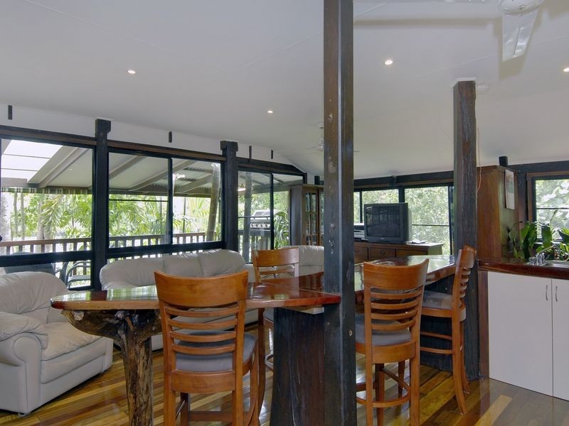 61 Cape Tribulation Road, Daintree QLD 4873