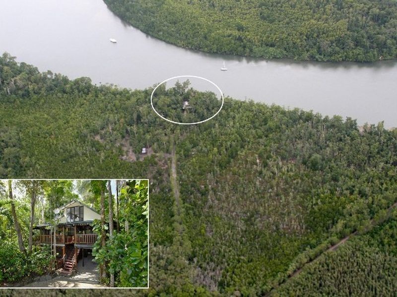 61 Cape Tribulation Road, Daintree QLD 4873