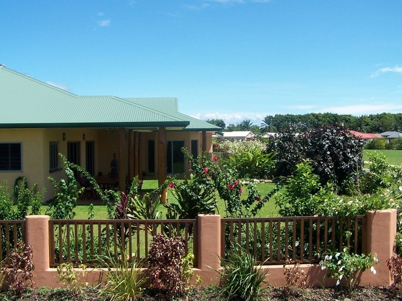 1 Sunbird Close, Port Douglas QLD 4877