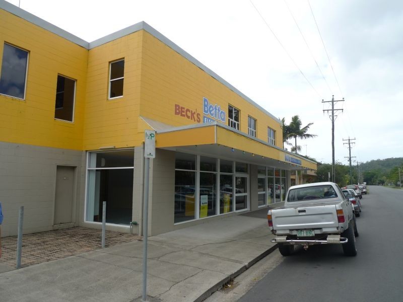 4 William Street, Mossman QLD 4873