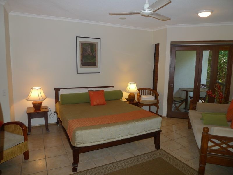 16 Hibiscus Gardens, Port Douglas QLD 4877