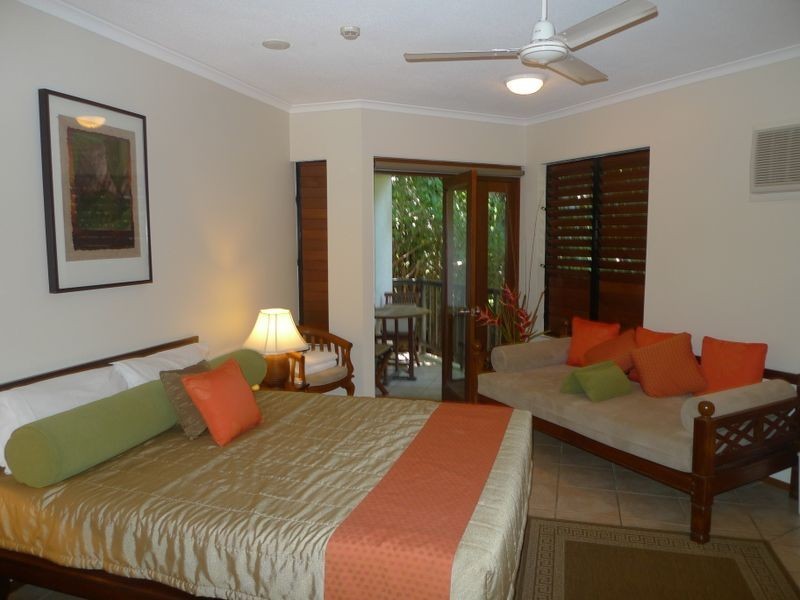 16 Hibiscus Gardens, Port Douglas QLD 4877