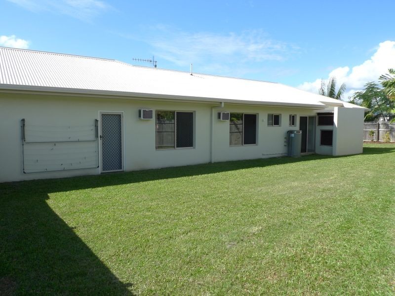 4 Sanderling Close, Port Douglas QLD 4877