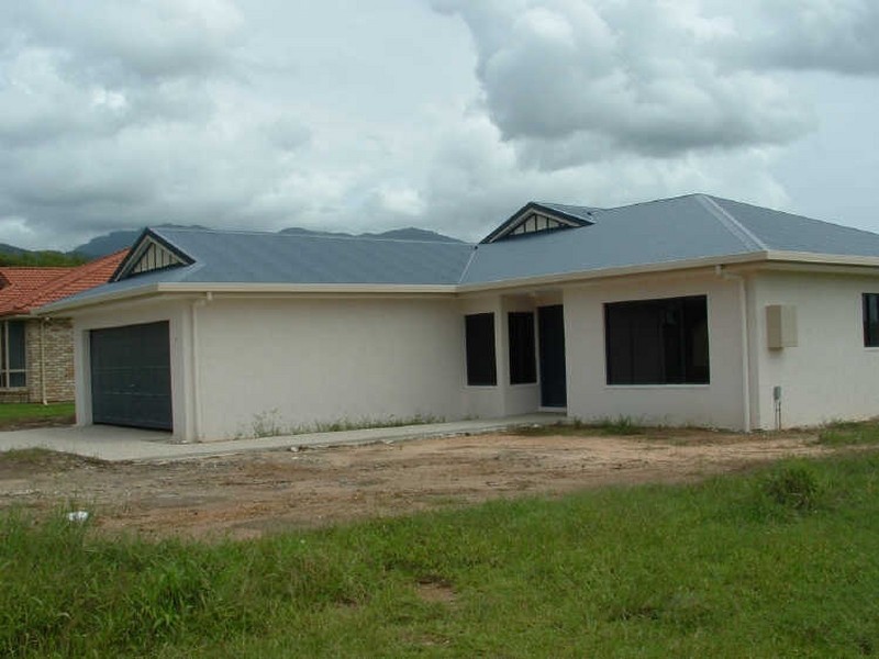 27 Forest Glen Road, Mossman QLD 4873
