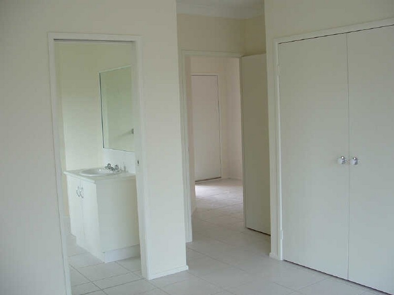27 Forest Glen Road, Mossman QLD 4873