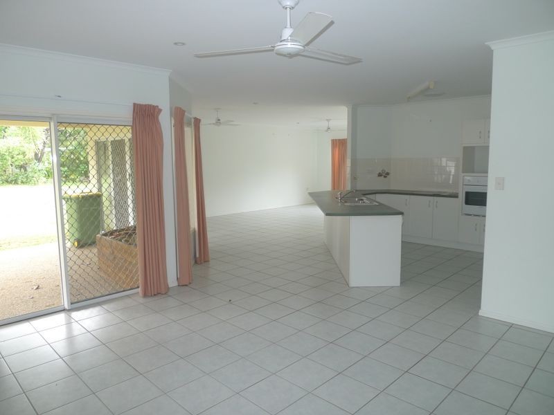 16 Albatross Close, Cooya Beach QLD 4873
