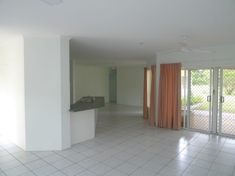 16 Albatross Close, Cooya Beach QLD 4873
